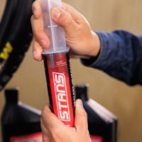 Stan's No Tubes - Tubeless Tyre Sealant Injector, Upgrade Bikes